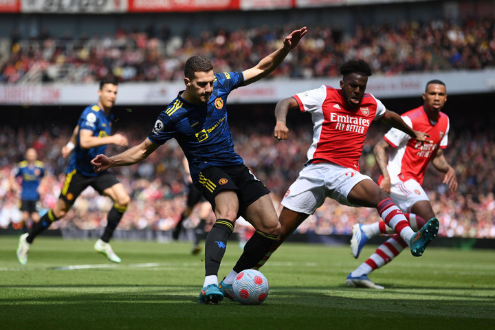 Trực tiếp bóng đá Arsenal 3-1 Man Utd: Bruno Fernandes sút hỏng phạt đền - 2