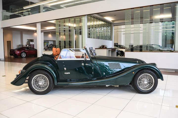 Cận cảnh Morgan Plus Four 2022 tại Việt Nam - 2