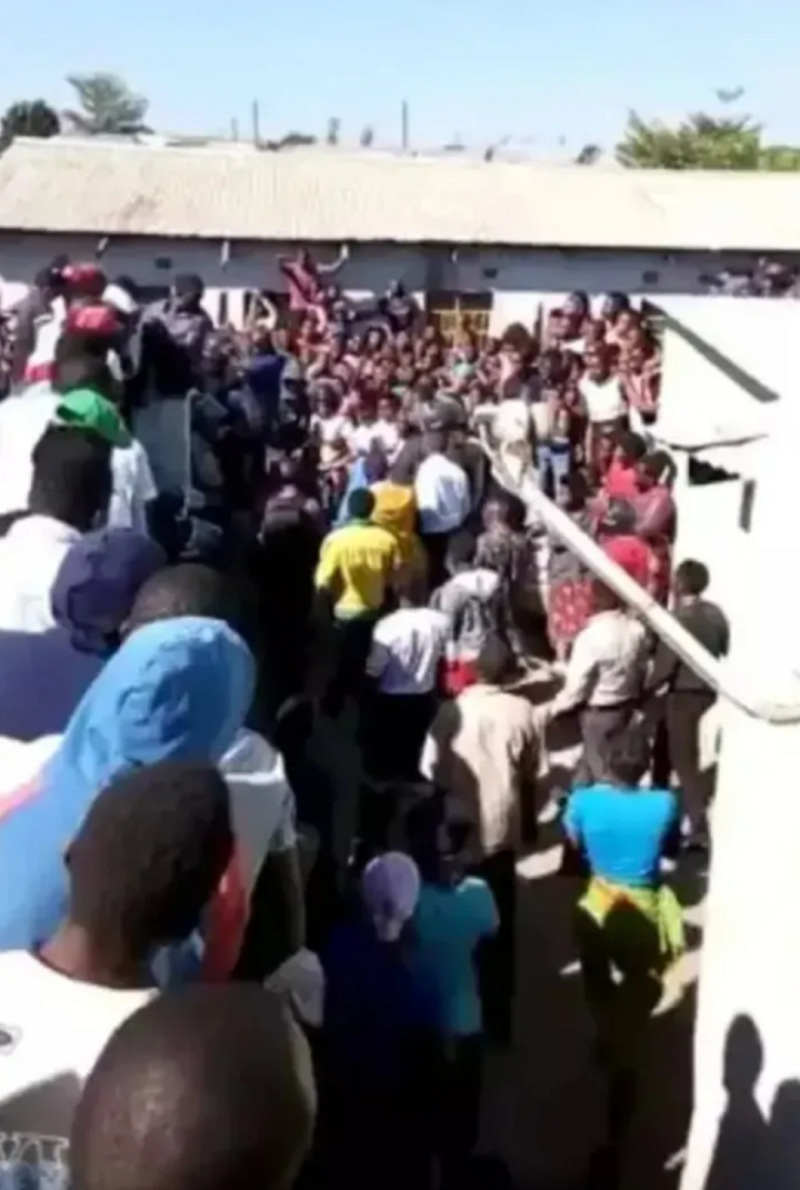 Cô gái đã chết 2 năm bỗng xuất hiện trở về nhà, tình tiết sau đó ly kỳ như phim - 2