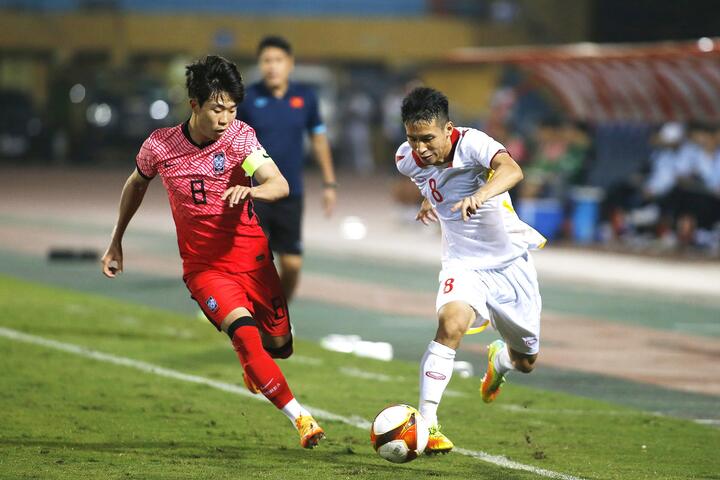 Tầm quan trọng của Hùng Dũng tại U23 Việt Nam - 1