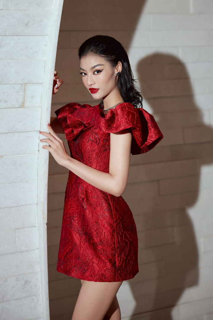 Jennifer Phạm mặc đầm xuyên thấu nóng bỏng, Đỗ Mỹ Linh diện váy trễ vai quyến rũ - 7