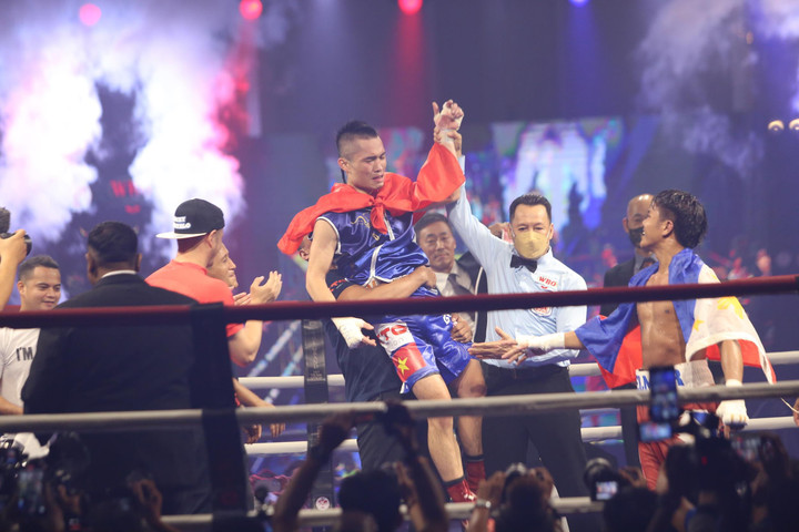 Đinh Hồng Quân trở thành võ sĩ Việt Nam đầu tiên giành đai IBF Châu Á - 2