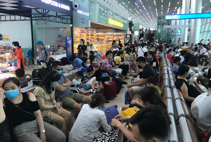 Các hãng hàng không phục vụ khách bay thế nào dịp nghỉ lễ 30/4-1/5? - 2