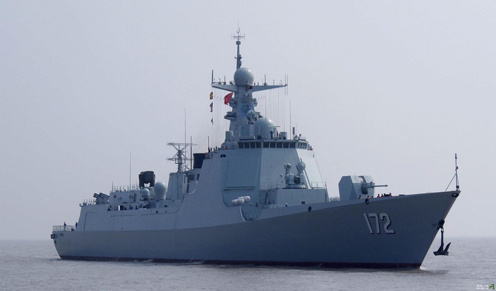 Trung Quốc bổ nhiệm nữ hạm trưởng tàu khu trục tên lửa đầu tiên - 2