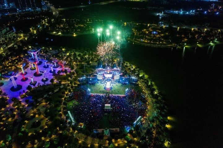 Hơn 10.000 nhân viên kinh doanh cùng 'cháy' tại lễ ra quân The Beverly Solari - 14