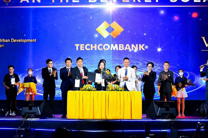 Hơn 10.000 nhân viên kinh doanh cùng 'cháy' tại lễ ra quân The Beverly Solari - 6