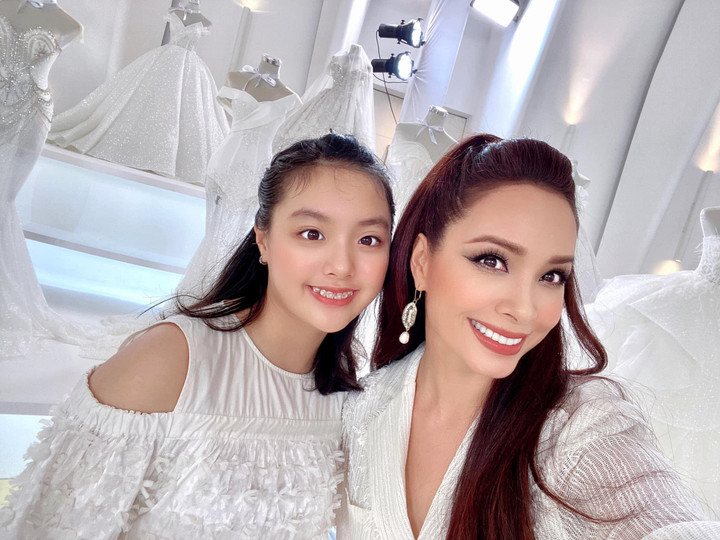 Con gái Thuý Hạnh 'trổ mã' thế nào sau 7 năm tham gia 'Bố ơi mình đi đâu thế'? - 10