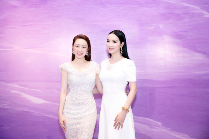 Giáng My diện đầm trắng, nổi bật giữa dàn sao kém tuổi - 10