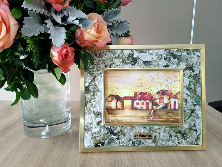 ‘Cuộc đời khác’ của vỏ hộp sữa: Xinh xắn, hữu ích và đáng giá không ngờ - 1