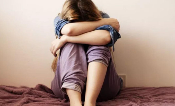 13% trẻ 13-17 tuổi luôn cảm thấy cô đơn - 1