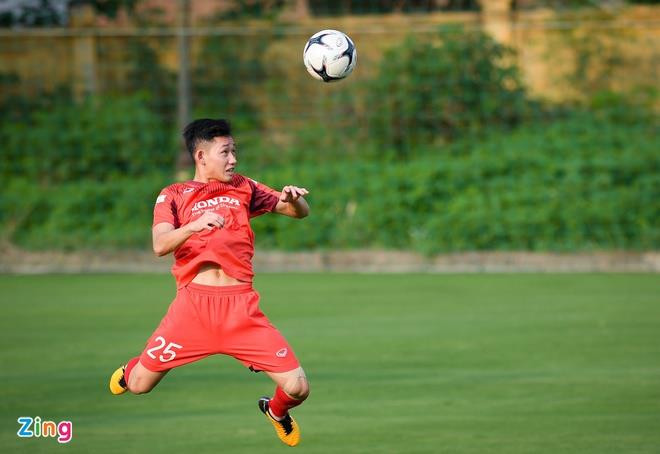 Lý do khiến HLV Park Hang Seo bổ sung Hai Long cho U23 Việt Nam - 1