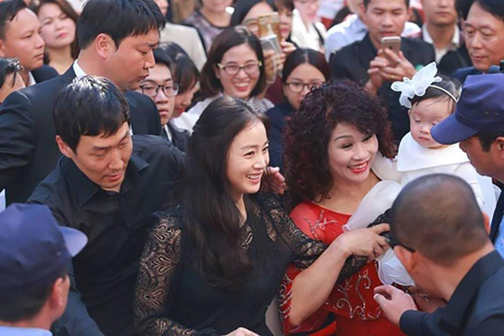 Vợ chồng Bi Rain mê món Việt thế này, hóa ra đều từng rất có duyên với Việt Nam - 11