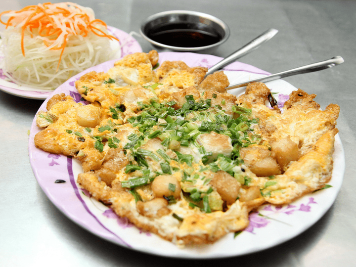 Đặc sản Sài Gòn nhìn như miếng thịt mỡ, du khách ăn vào lại tấm tắc khen ngon - 4