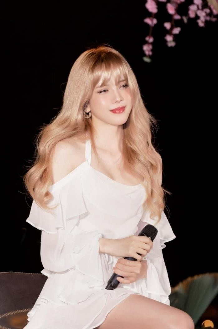 Thiều Bảo Trâm thay đổi thế nào sau nghi vấn chia tay Sơn Tùng vì 'tiểu tam'? - 4