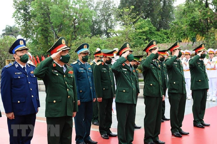 Lãnh đạo Đảng, Nhà nước viếng Chủ tịch Hồ Chí Minh, tưởng niệm liệt sỹ - 15