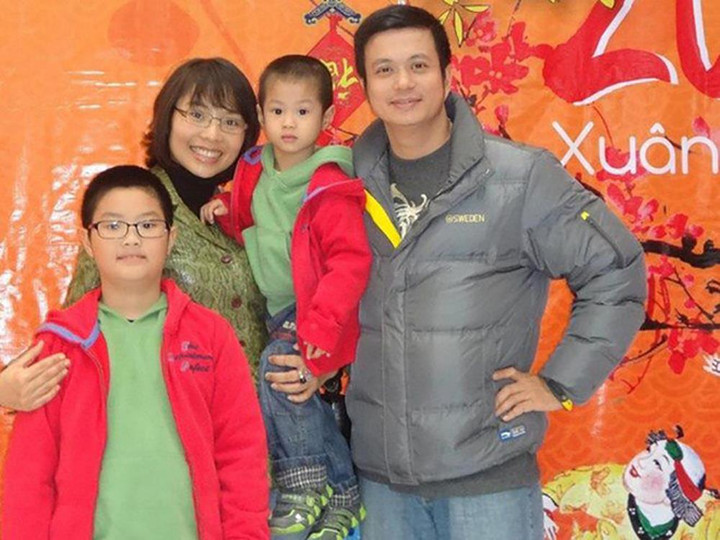 Cậu Vượng 'Thương ngày nắng về': Miệt mài làm nghề, đời tư kín tiếng và viên mãn - 7