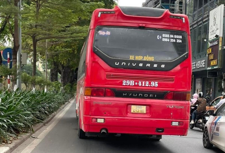 Hà Nội: Người phụ nữ tử vong thương tâm sau khi va chạm với xe 45 chỗ - 2