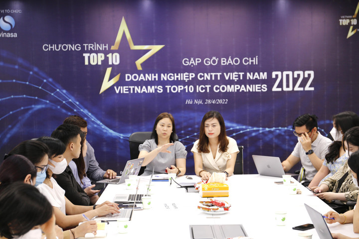 Phát động chương trình Top 10 doanh nghiệp công nghệ thông tin 2022 - 1
