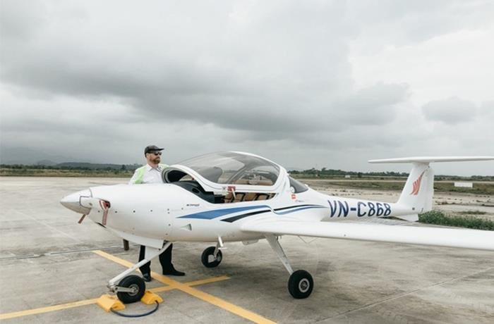 Máy bay hạ cánh 'xông' ra ngoài đường băng ở Chu Lai: Cục Hàng không kết luận - 1