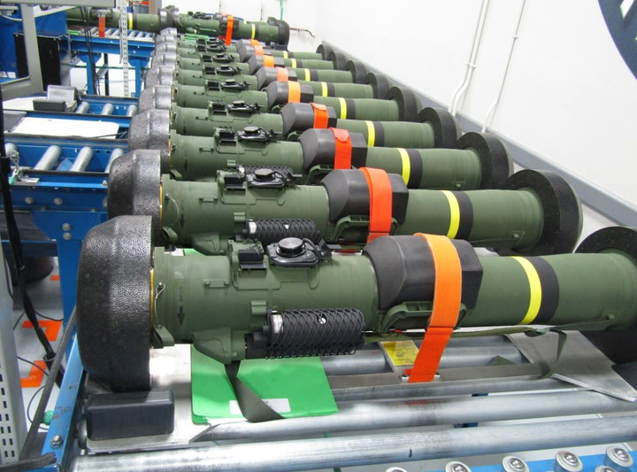 Tổng thống Mỹ đến thăm nhà máy chế tạo tên lửa viện trợ cho Ukraine - 2