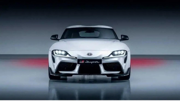 Toyota GR Supra 2023 ra mắt, ấn tượng với hộp số sàn 6 cấp - 1