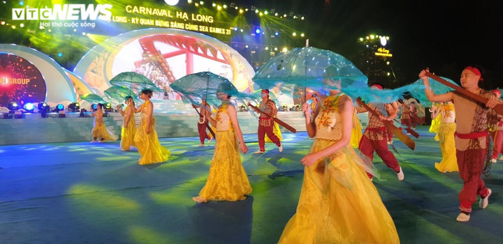 Carnaval Hạ Long trở lại sau 2 năm tạm dừng vì dịch COVID-19 - 2