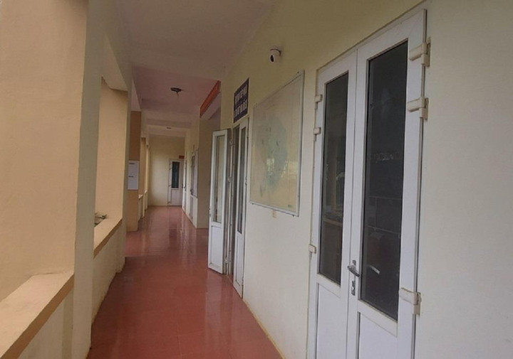 Toàn bộ lãnh đạo xã bỏ nhiệm sở đi du lịch trong ngày làm việc bình thường - 2