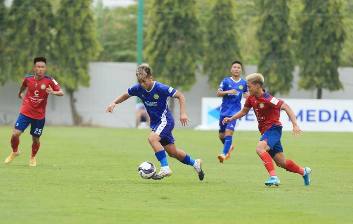 Giải bóng đá hạng nhì Quốc gia - Cúp Alpha 2022: Hòa Bình FC chia điểm Lâm Đồng - 3