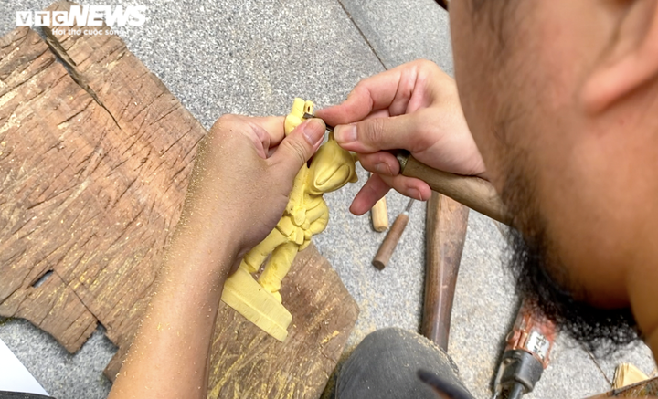 500.000 đồng một tượng linh vật SEA Games 31 làm bằng gỗ mít - 7