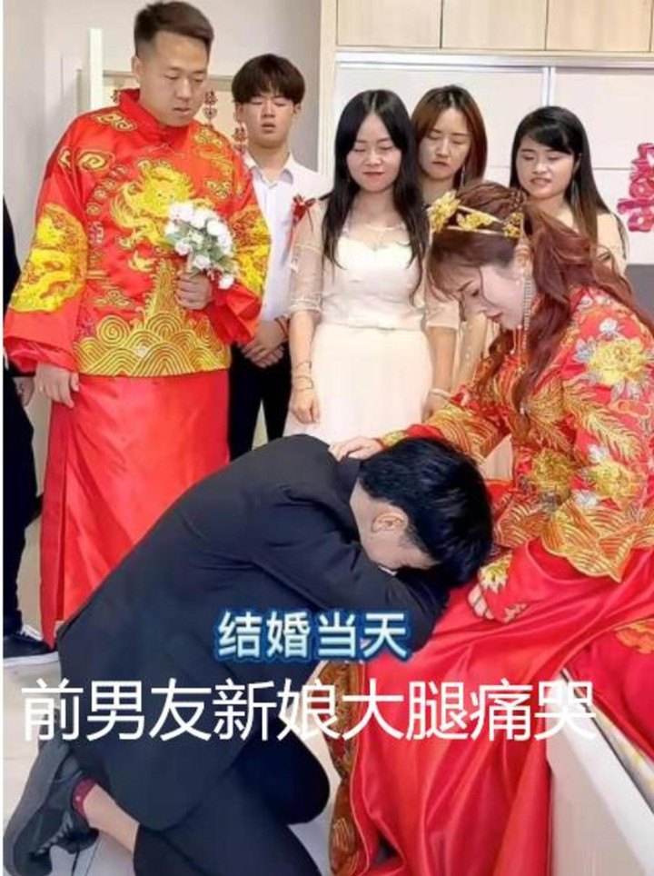 Bạn trai cũ lẻn vào ôm chân cô dâu khóc, phản ứng của cô gái còn gây bất ngờ hơn - 1