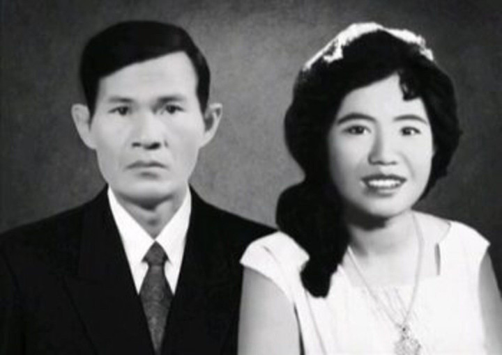 Câu chuyện cụ ông hằng ngày nắm tay tâm sự với tượng sáp khiến ai cũng ngưỡng mộ - 5