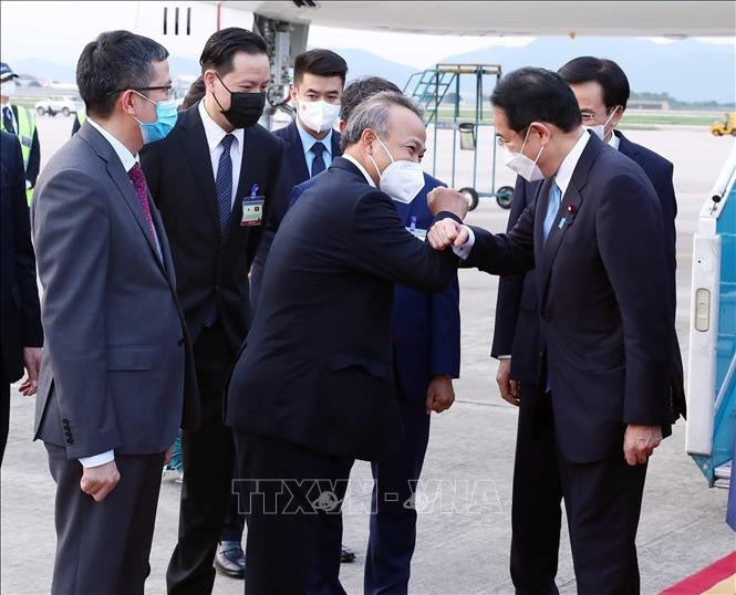 Thủ tướng Nhật Bản Kishida Fumio bắt đầu thăm chính thức Việt Nam - 5