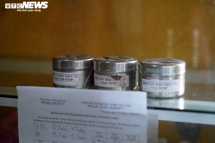 Ảnh: Bữa ăn đặc biệt của phạm nhân trong ngày lễ 30/4 - 10