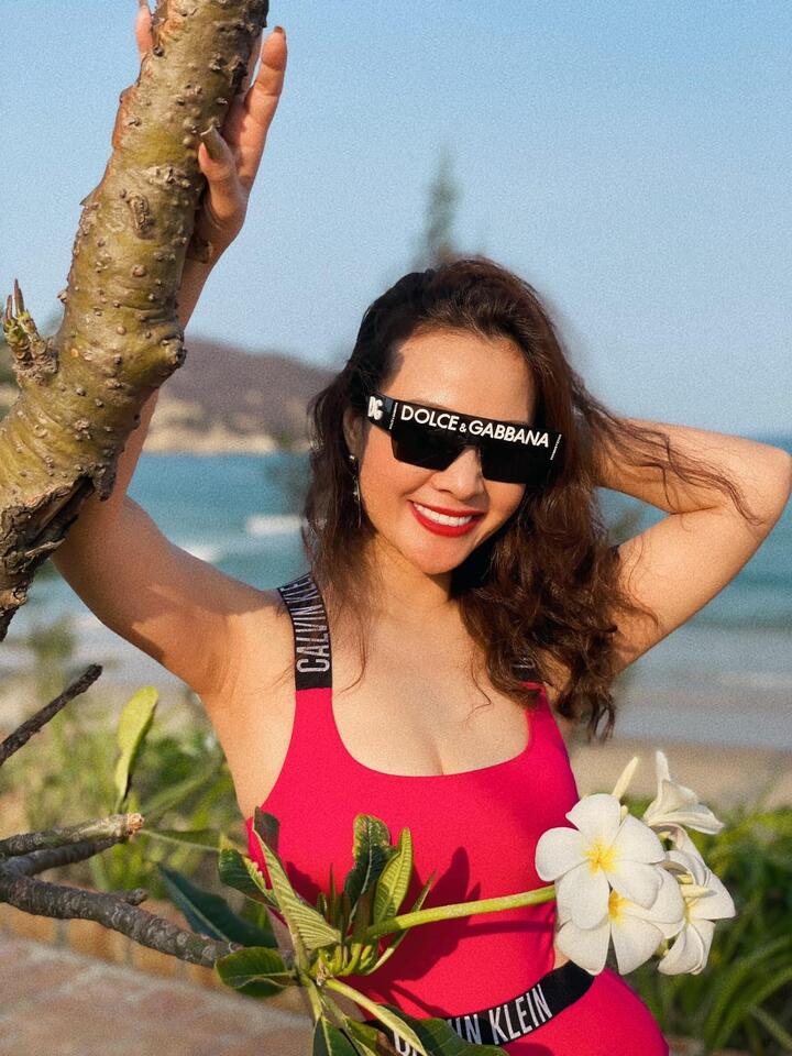 Người vợ xinh đẹp, quyến rũ của NSƯT Đăng Dương - 7