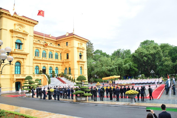 Thủ tướng Phạm Minh Chính chủ trì lễ đón Thủ tướng Nhật Bản Kishida Fumio - 2