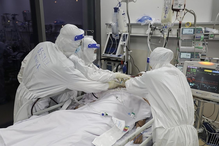 Dịch COVID-19: Hơn 9.260.000 F0 đã khỏi bệnh, còn gần 500 bệnh nhân nặng - 1