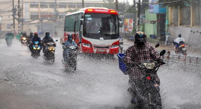 Thời tiết ngày 2/5: Miền Bắc tăng nhiệt, Tây Nguyên và Nam Bộ mưa to - 1