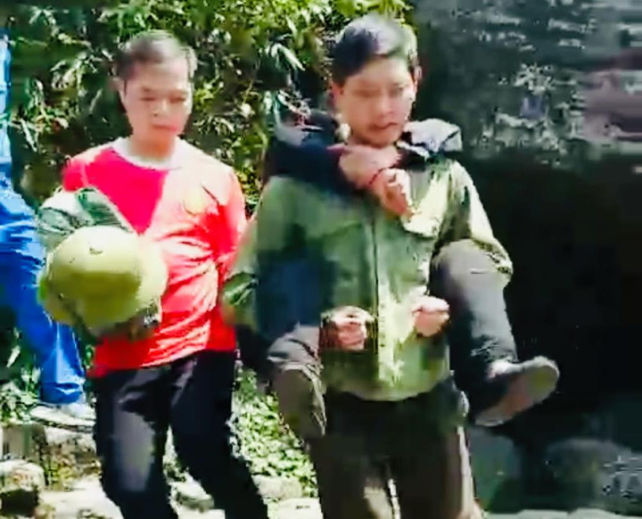 Người phụ nữ thoát chết thần kỳ kể lại 7 ngày dưới vực ăn dương xỉ, củ lạc tiên - 2