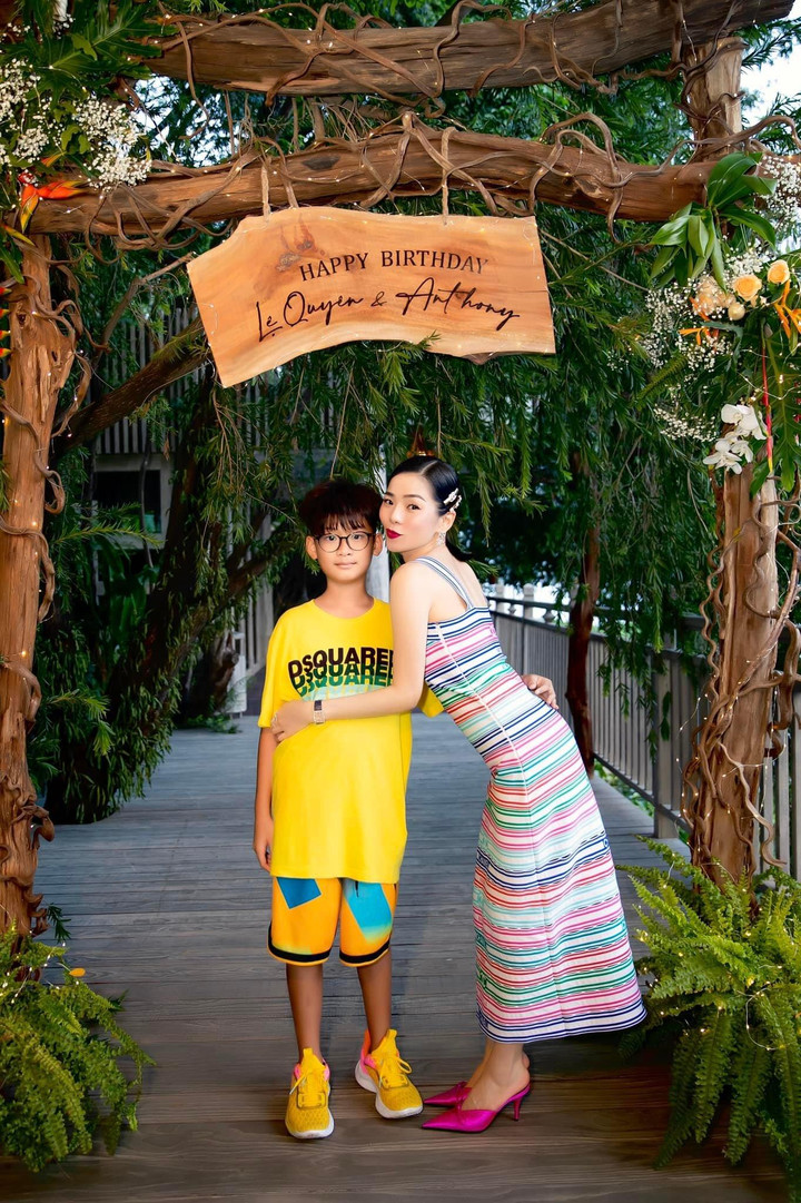 Con trai 11 tuổi được ví như 'nam thần' của ca sĩ Lệ Quyên - 12