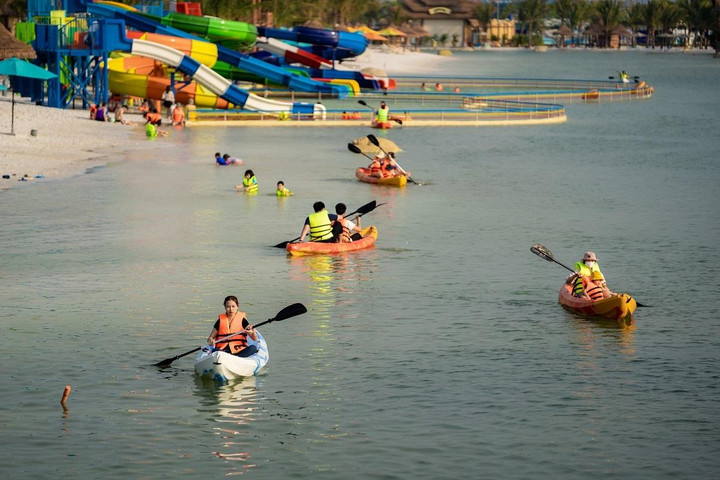 Trải nghiệm trọn vẹn kỳ nghỉ tại tổ hợp biển tạo sóng nhân tạo lớn nhất thế giới - 10