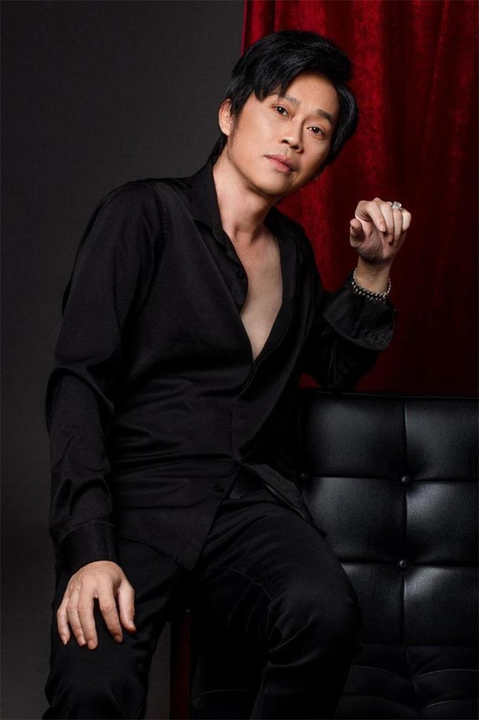 Khán giả bất ngờ, cám cảnh khi thấy Hoài Linh diễn hài ở hội chợ - 1