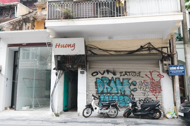 Treo biển tìm khách cả năm trời, nhà cho thuê trên 'phố vàng' Hà Nội vẫn ế dài - 13