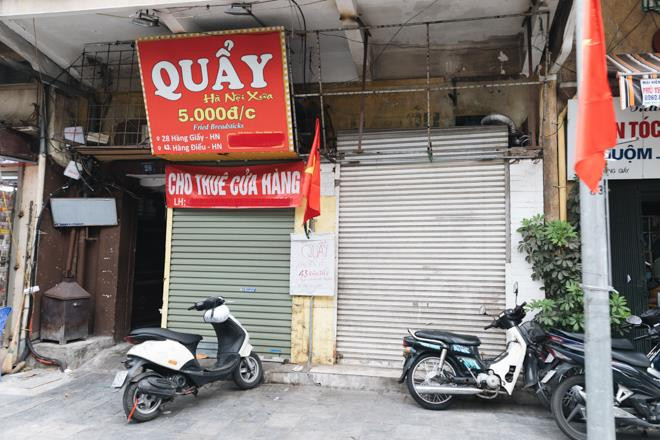 Treo biển tìm khách cả năm trời, nhà cho thuê trên 'phố vàng' Hà Nội vẫn ế dài - 7