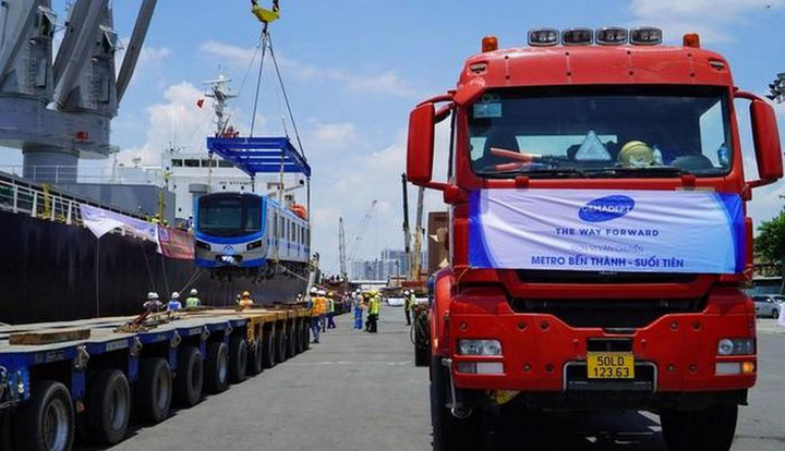 Ảnh: Cận cảnh 2 đoàn tàu cuối cùng tuyến Metro số 1 về đến TP.HCM - 3