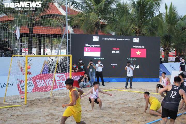 Tuyển bóng ném Việt Nam thắng trận đầu tại SEA Games 31 - 7