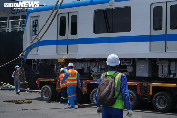 Ảnh: Cận cảnh 2 đoàn tàu cuối cùng tuyến Metro số 1 về đến TP.HCM - 6