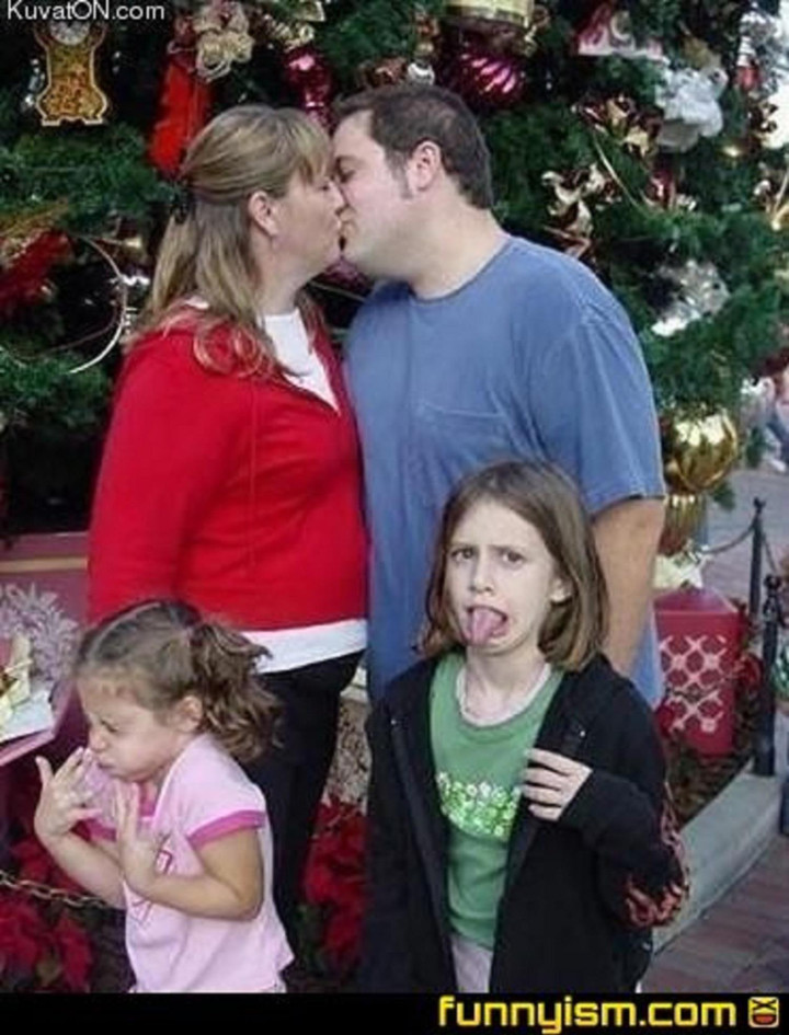 Những bức ảnh gia đình ‘bất ổn’ trông vừa thương vừa không nhịn được cười - 3