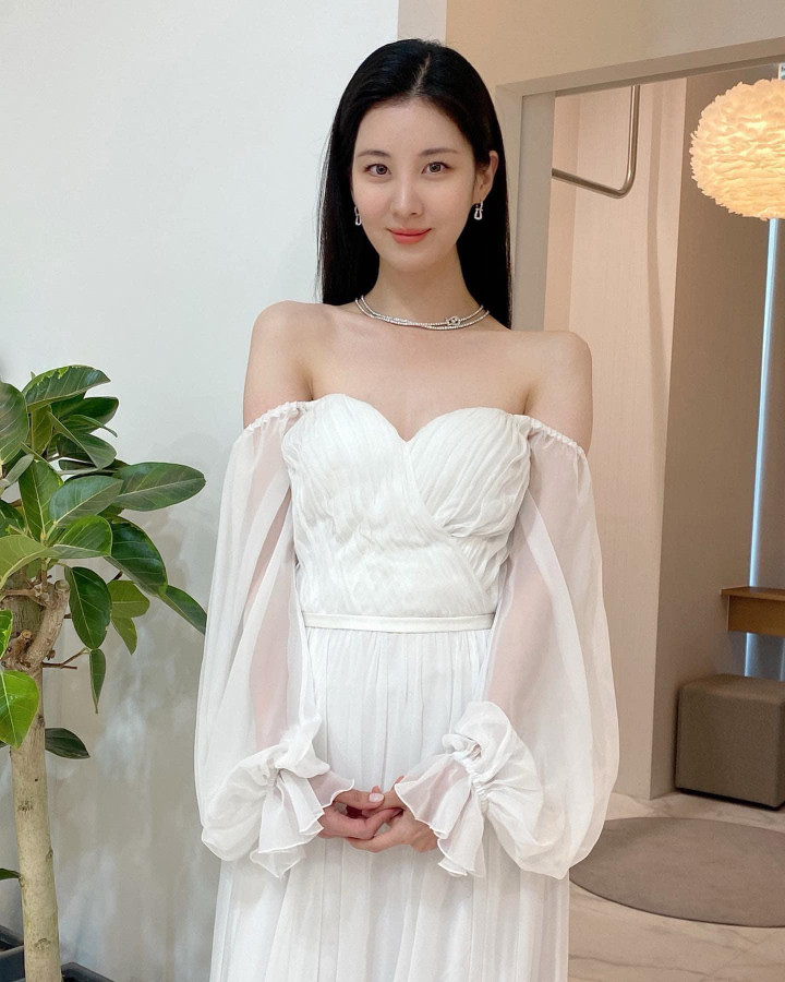 Bộ đôi em út của 'nhóm nhạc quốc dân' SNSD hội ngộ, fan lóa mắt trước 2 mỹ nhân - 7