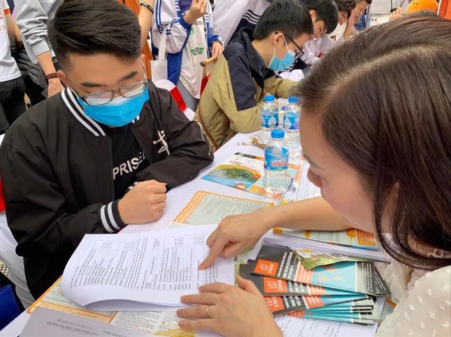 Tuyển sinh đại học 2022 và nỗi lo tăng học phí - 1