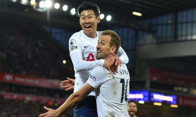 Liverpool nguy cơ bị Manchester City vượt mặt trong cuộc đua vô địch - 1